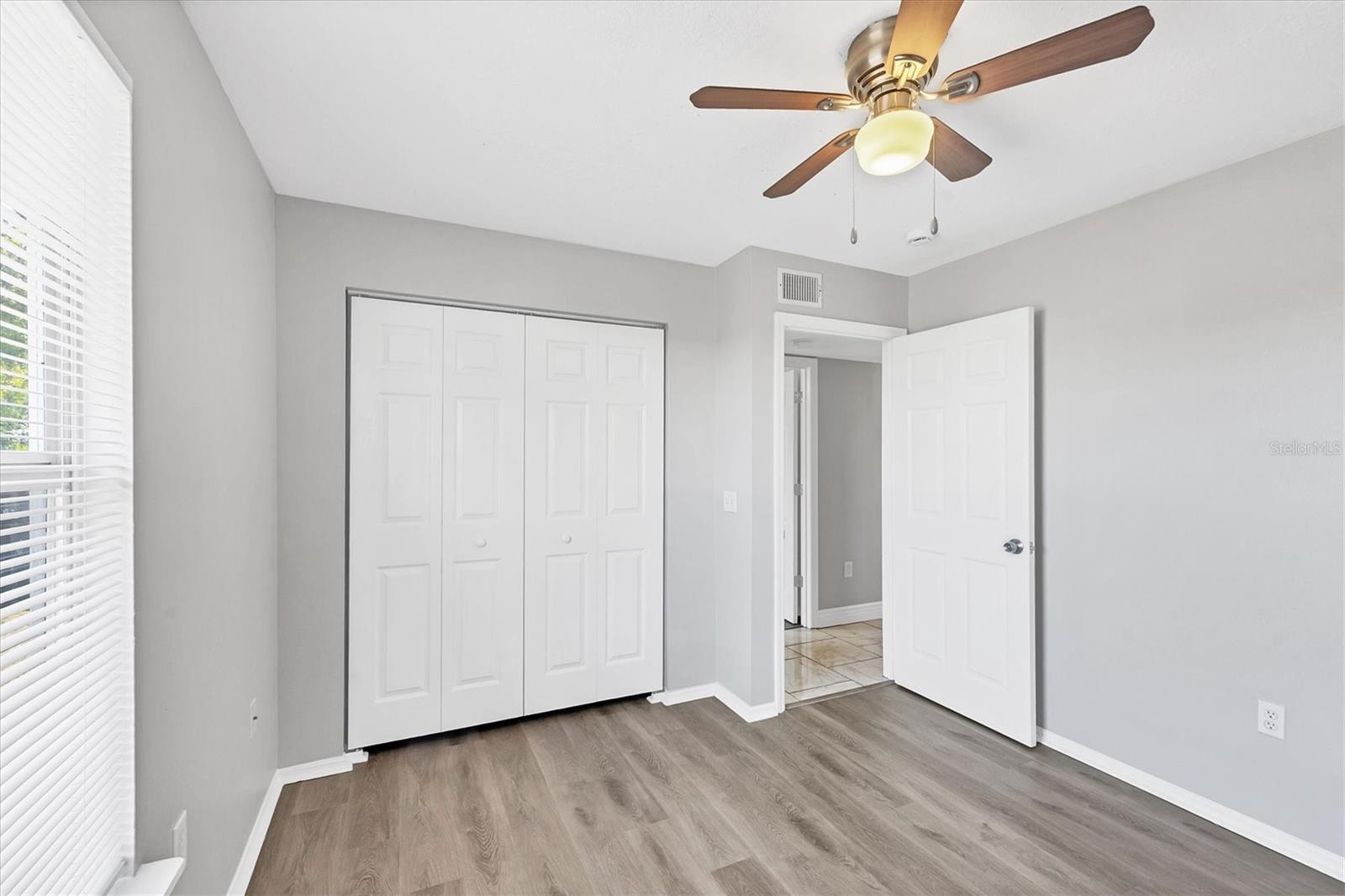 Image 24 of 63 For 808 4th Avenue W