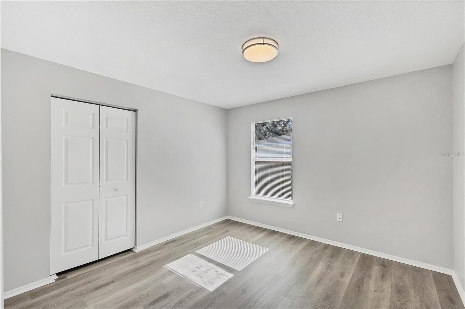 Image 25 of 63 For 808 4th Avenue W