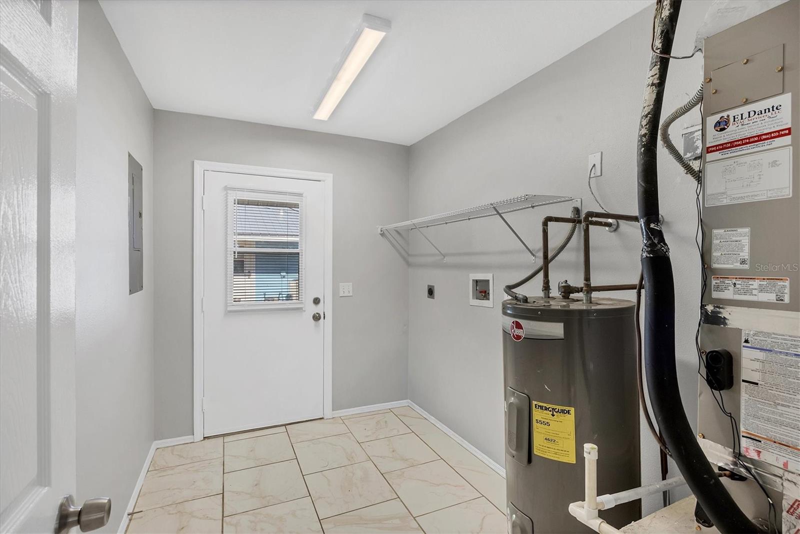 Image 28 of 63 For 808 4th Avenue W