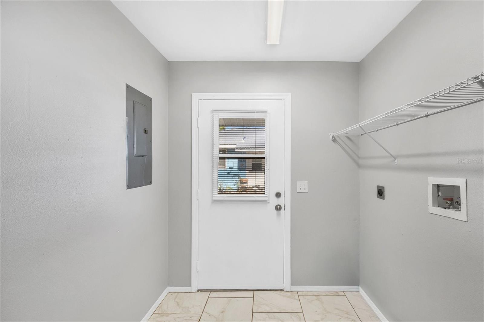 Image 29 of 63 For 808 4th Avenue W