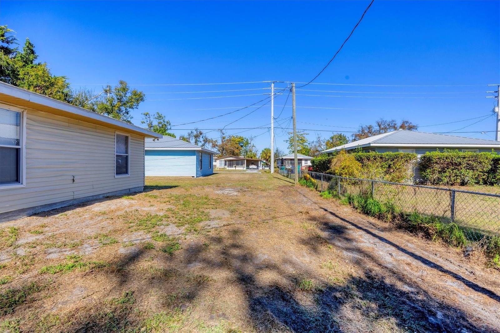 Image 33 of 63 For 808 4th Avenue W