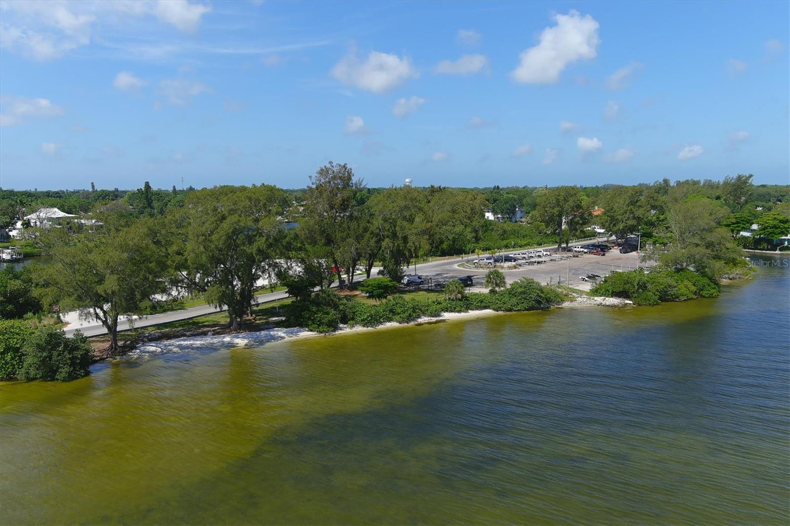 Image 41 of 63 For 808 4th Avenue W