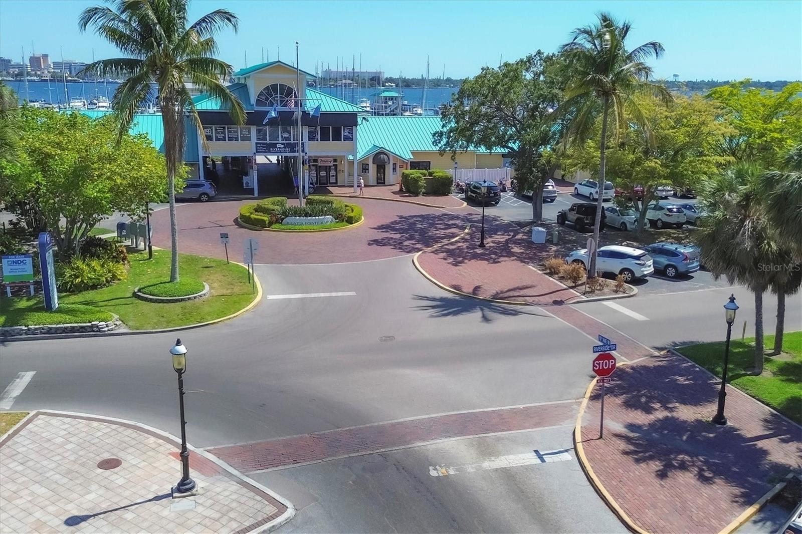 Image 49 of 63 For 808 4th Avenue W