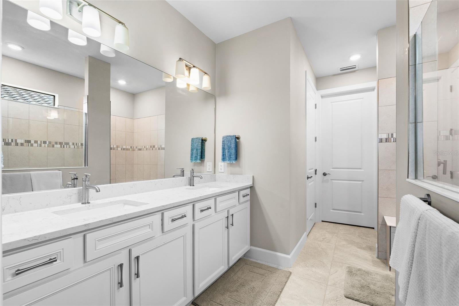 Image 22 of 62 For 17907 Eastbrook Terrace