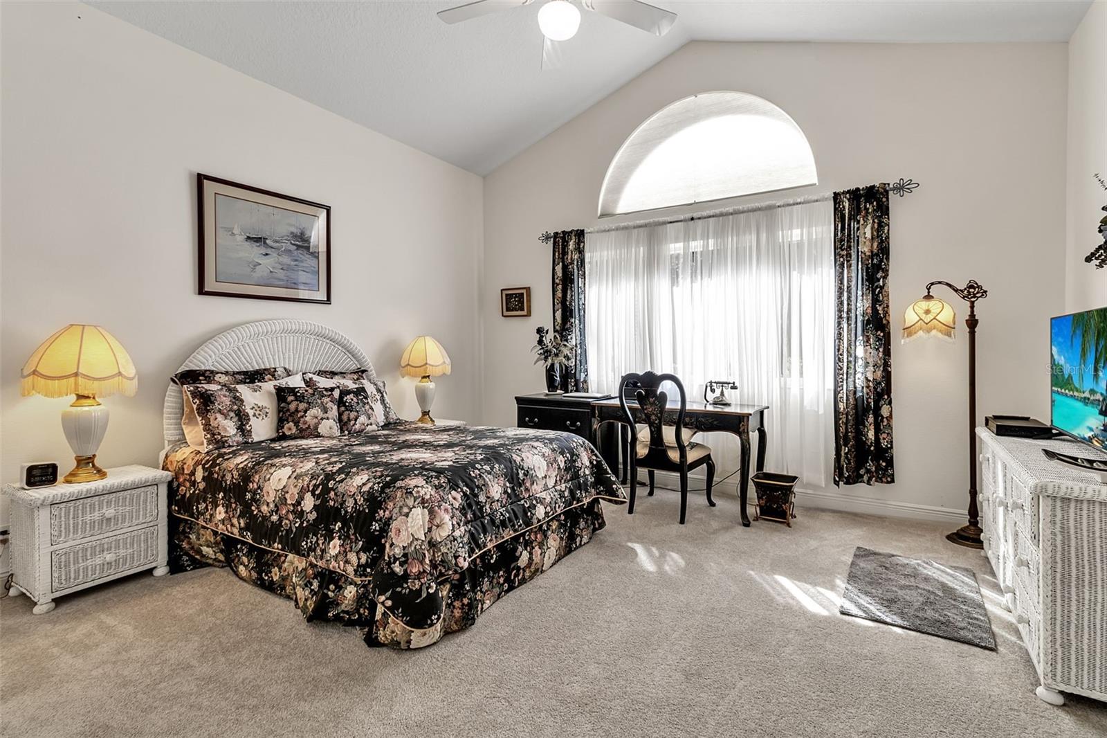 Image 15 of 43 For 362 Macewen Drive