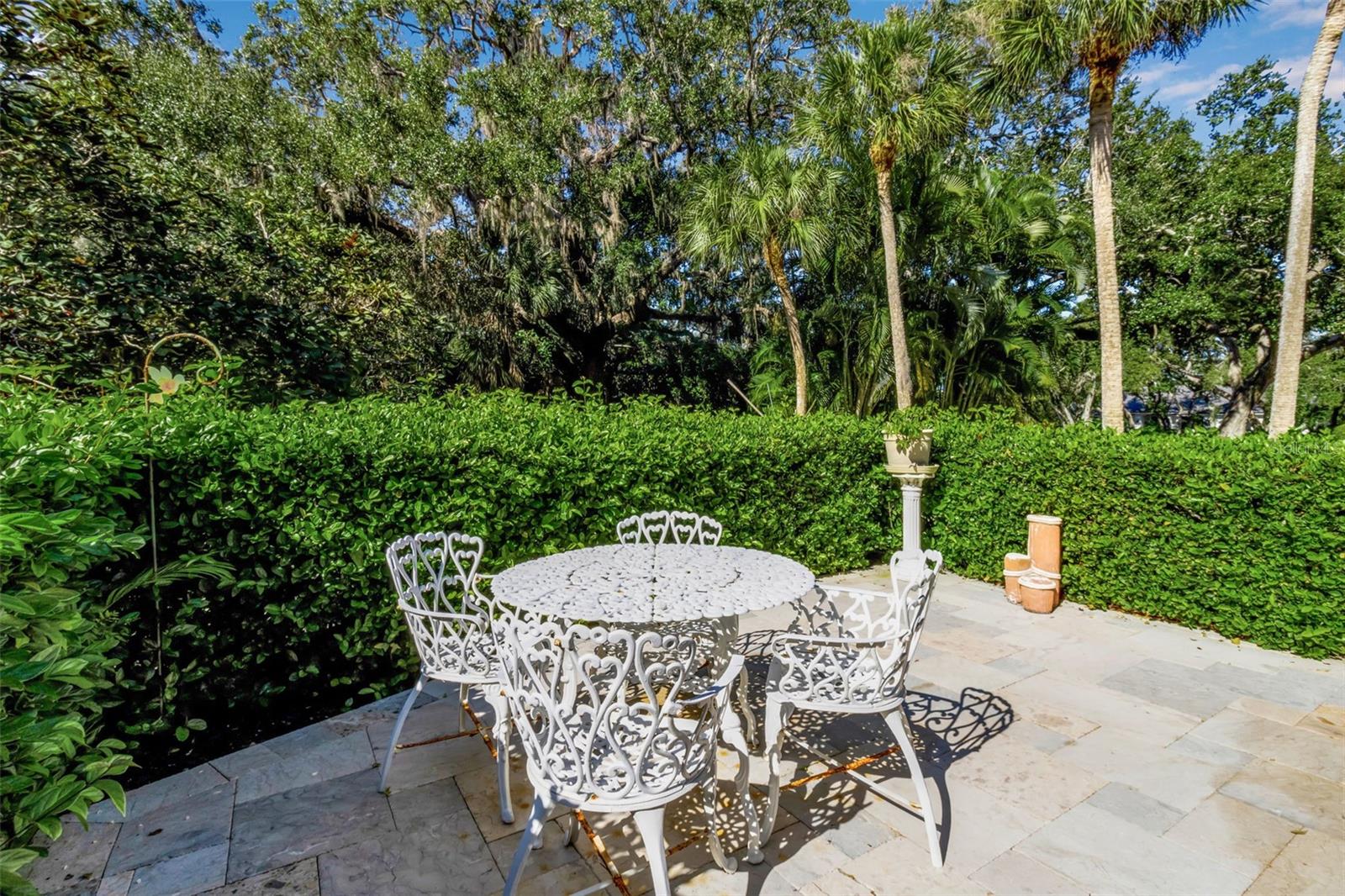 Image 41 of 43 For 362 Macewen Drive