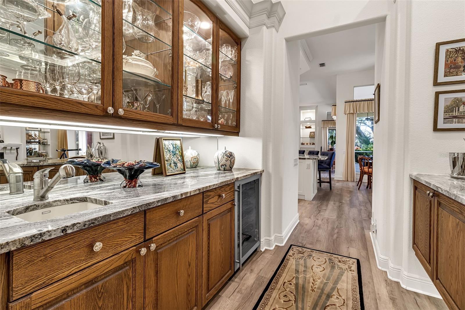 Image 6 of 43 For 362 Macewen Drive