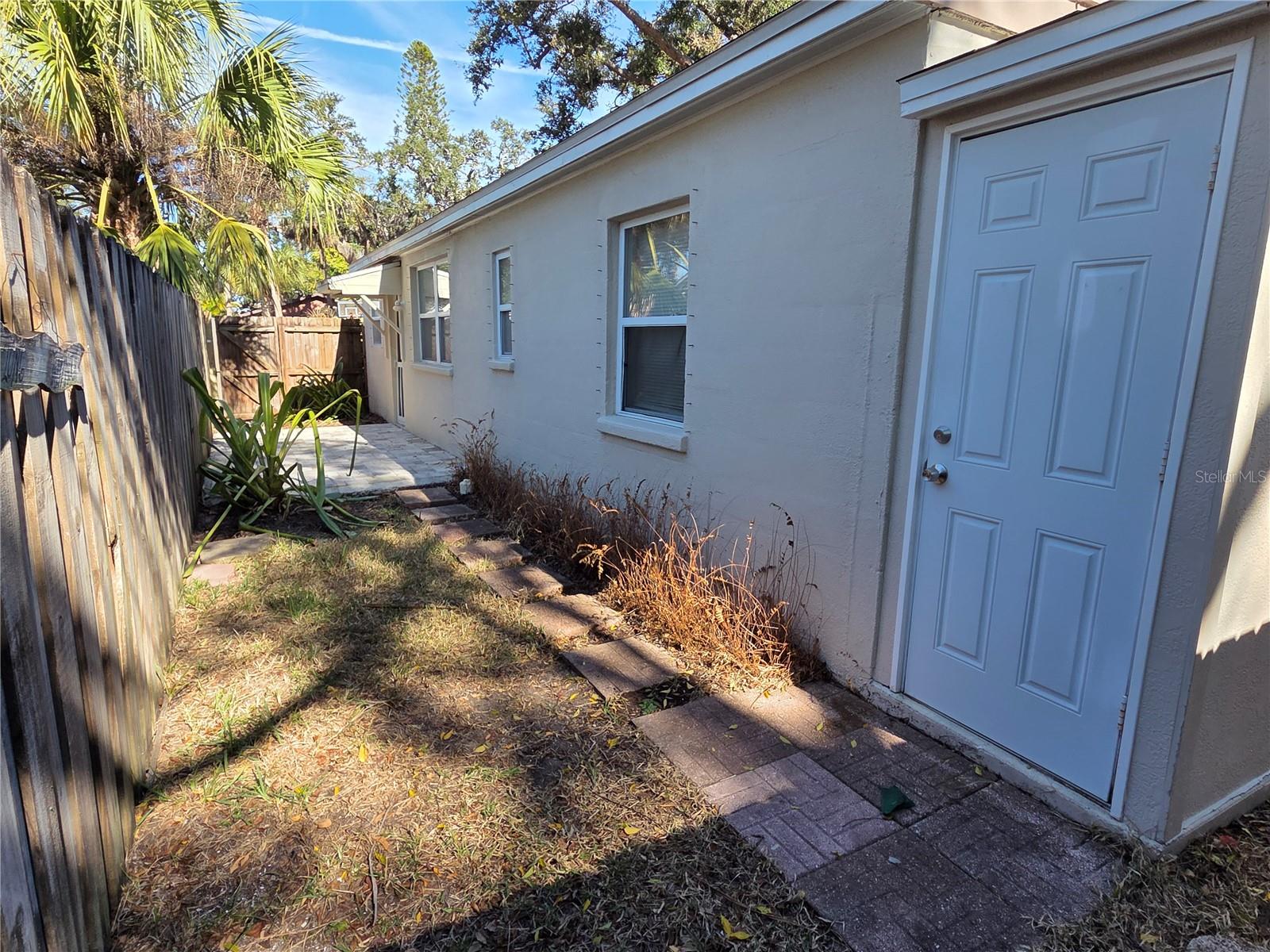 Image 14 of 22 For 3934 Briggs Avenue