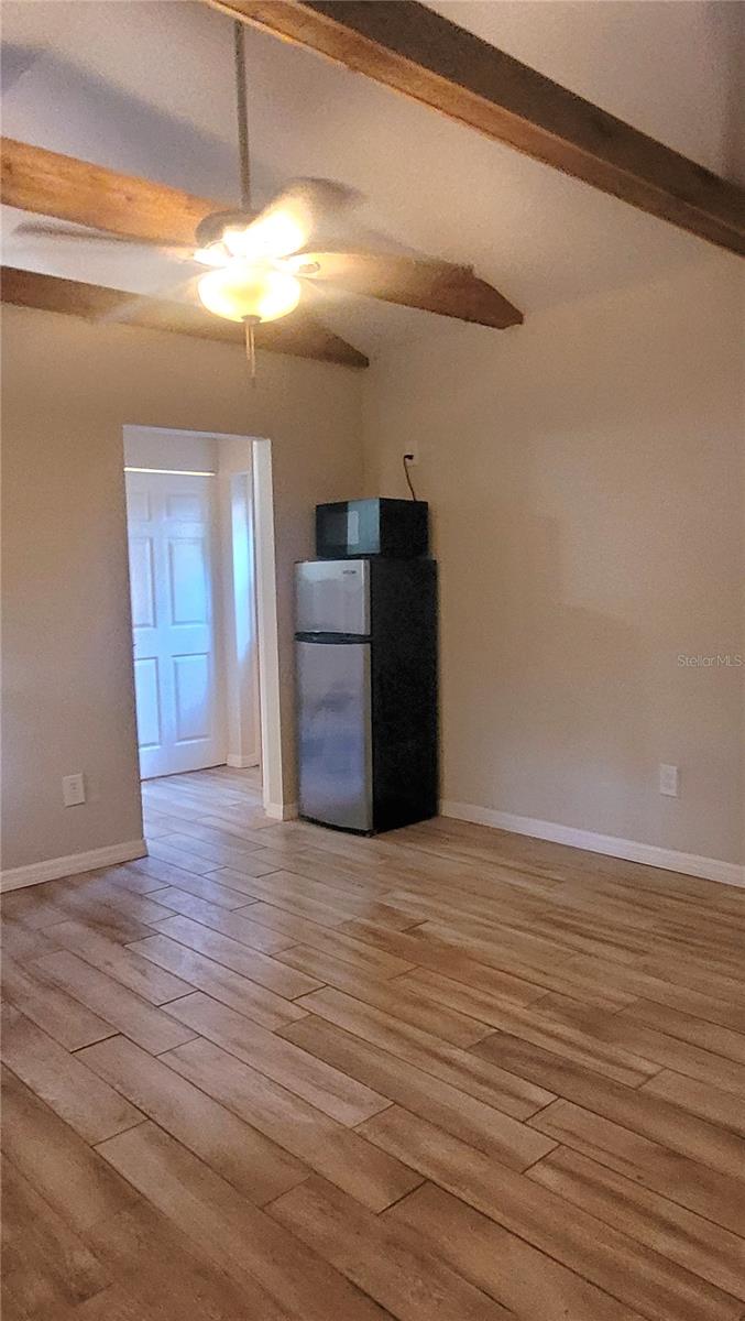 Image 19 of 22 For 3934 Briggs Avenue