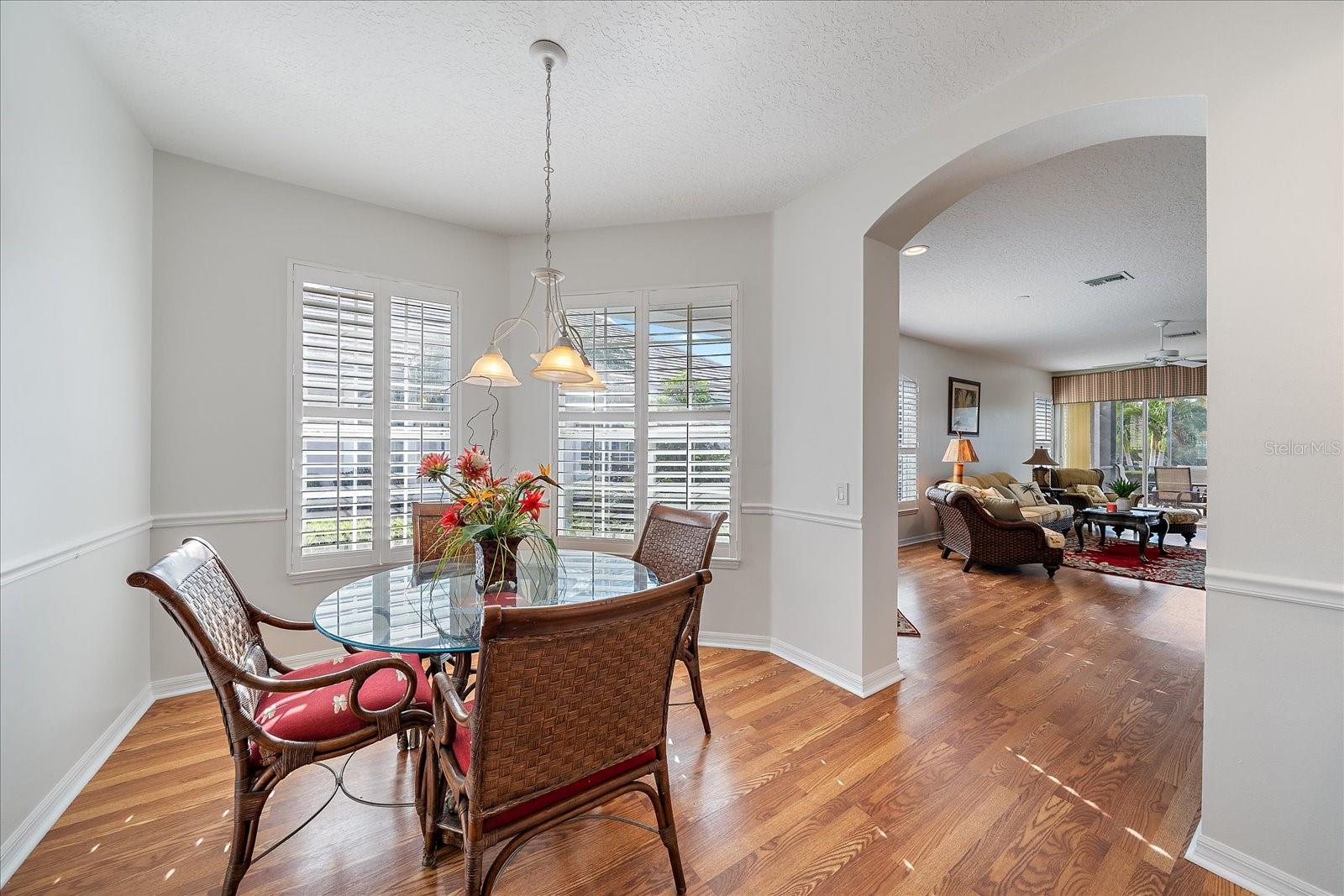 Image 11 of 30 For 7011 Woodmore Terrace