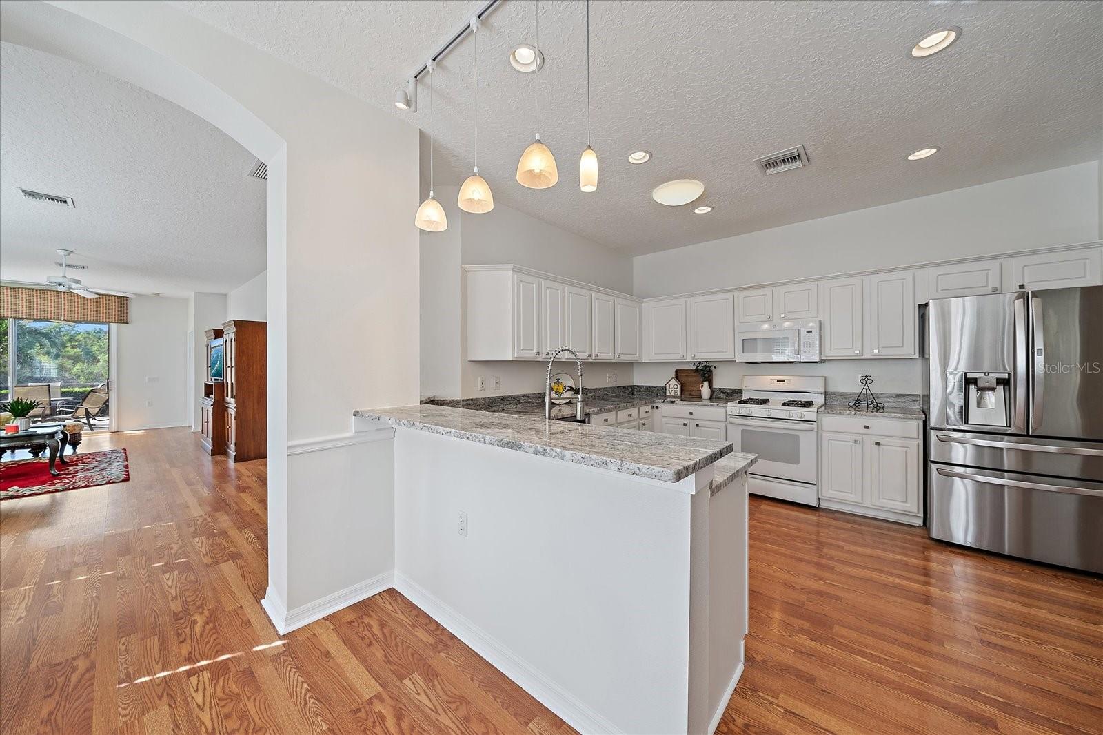 Image 13 of 30 For 7011 Woodmore Terrace