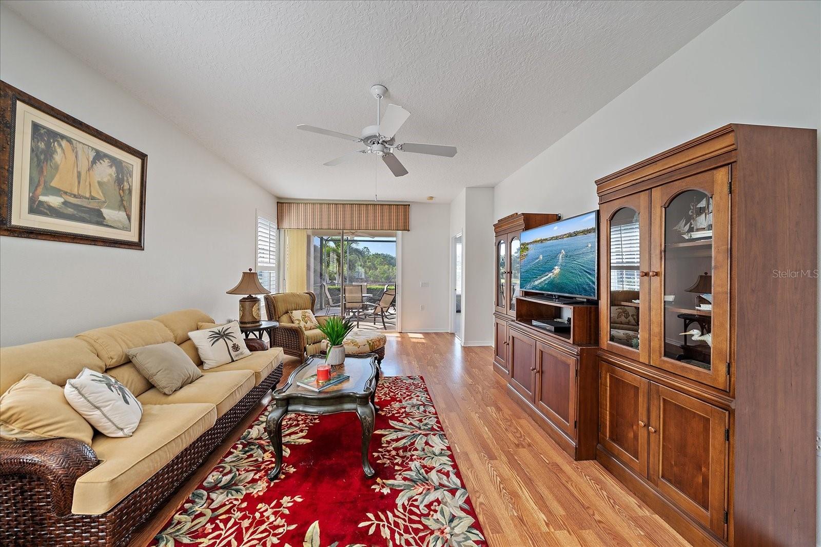 Image 6 of 30 For 7011 Woodmore Terrace