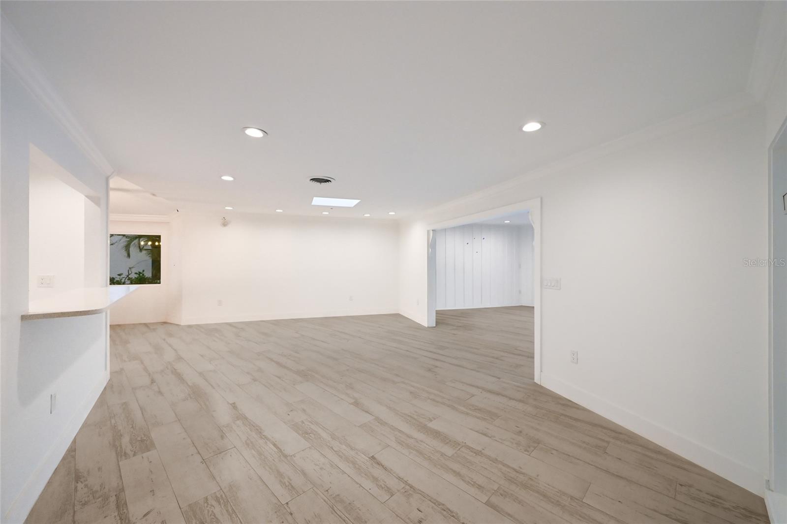 Image 43 of 48 For 843 Norsota Way