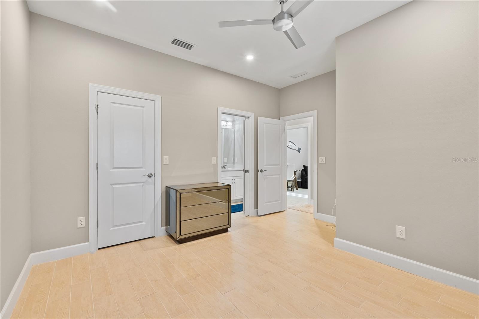 Image 33 of 42 For 4743 Motta Court