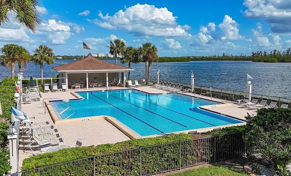 Image 17 of 17 For 8977 Midnight Pass Road S 222