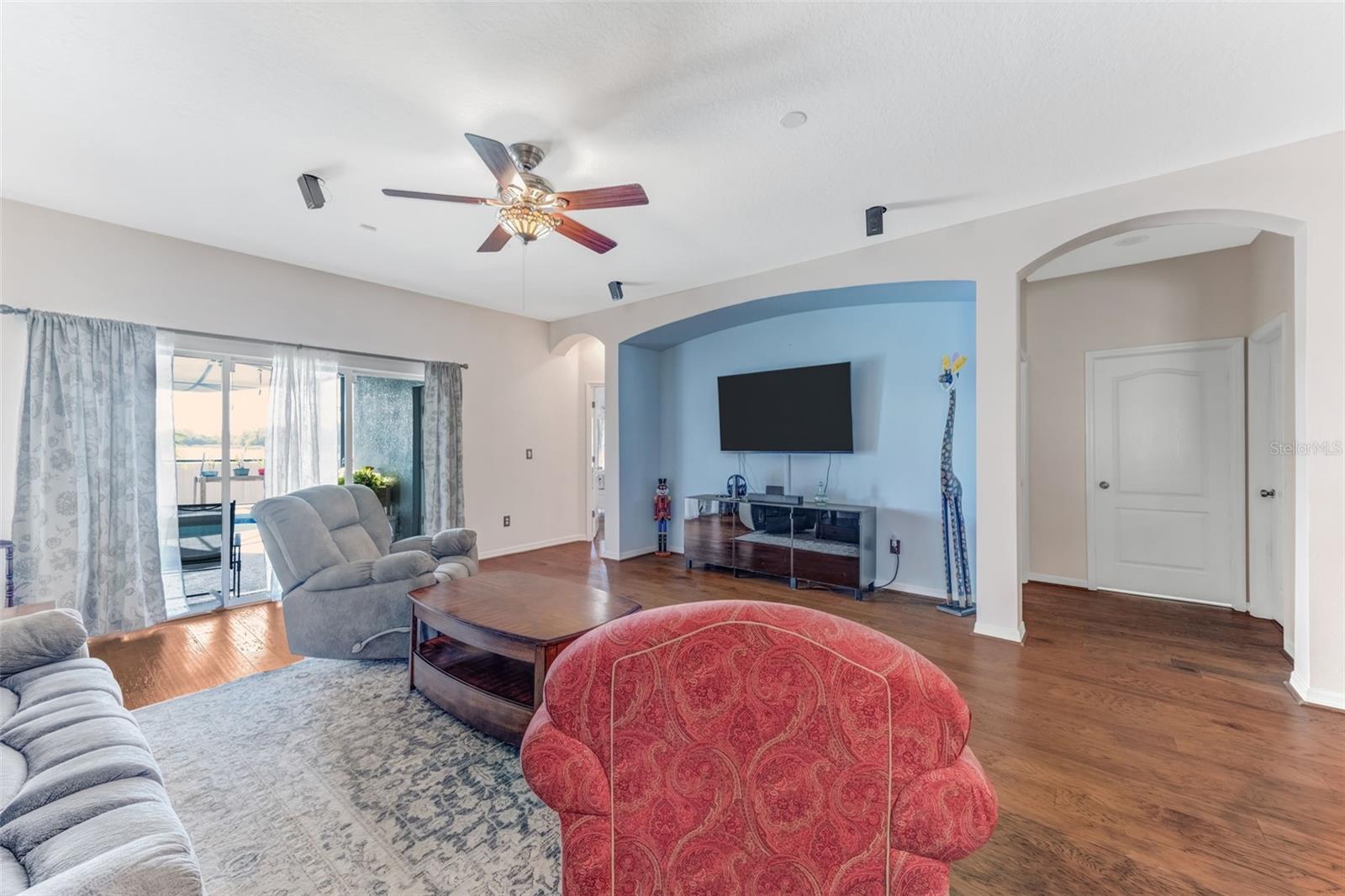 Image 18 of 47 For 1511 Bonita Bluff Court