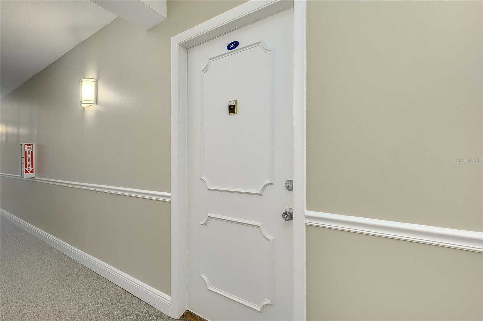 Image 3 of 43 For 3806 Gulf Of Mexico Drive C310