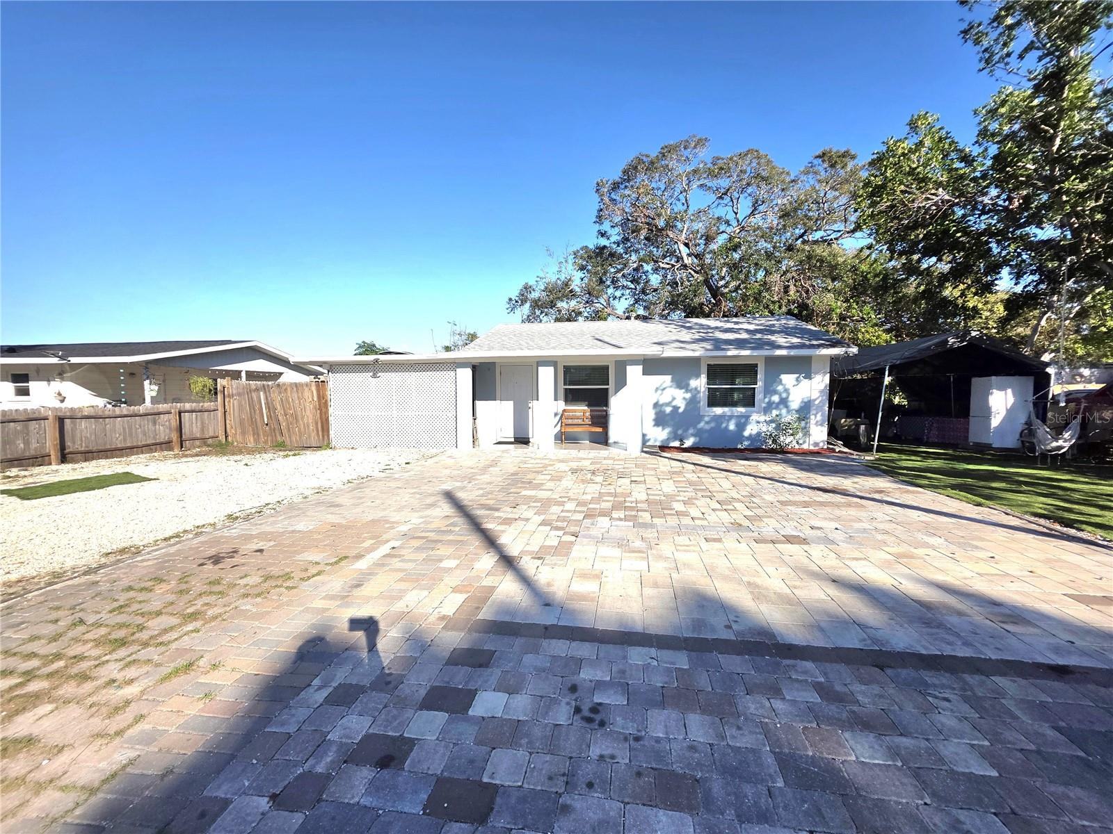 Image 2 of 5 For 2137 4th Street E