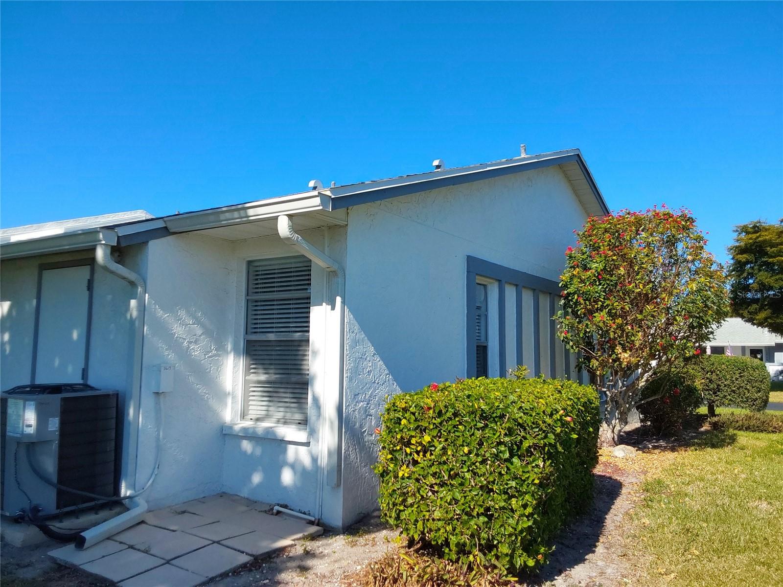 Image 3 of 43 For 3617 36th Avenue Drive W 3617