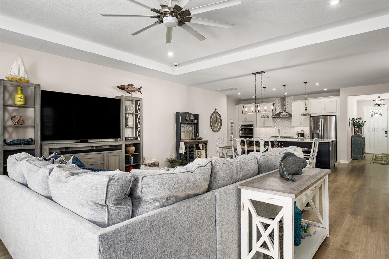 Image 14 of 54 For 6069 Maidenstone Way