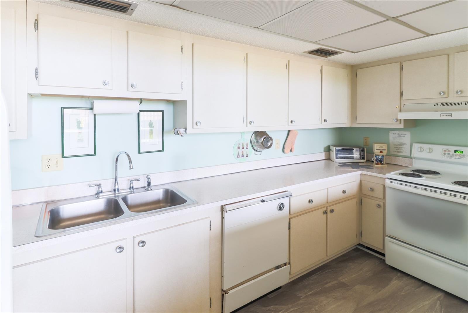 Image 41 of 46 For 1315 58th Street W 1315