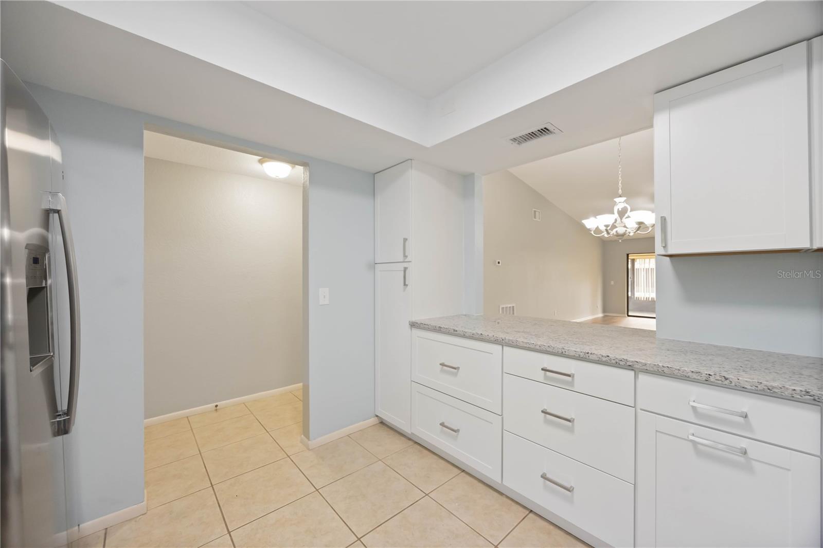 Image 10 of 53 For 6515 Heritage Lane 2615