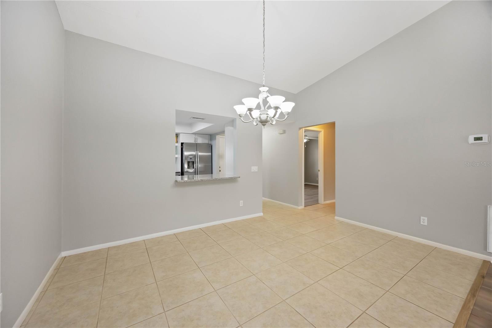 Image 15 of 53 For 6515 Heritage Lane 2615