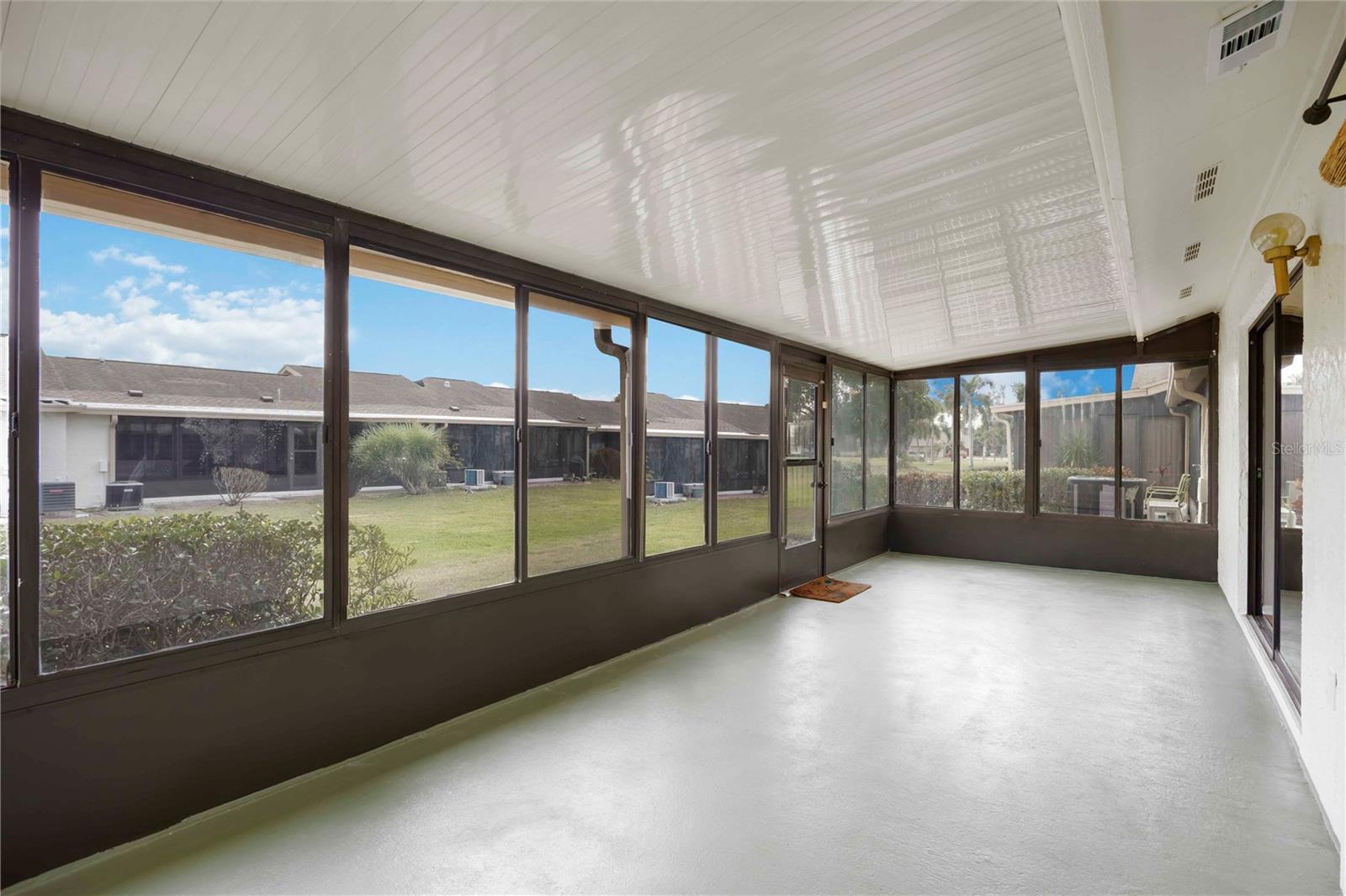 Image 34 of 53 For 6515 Heritage Lane 2615