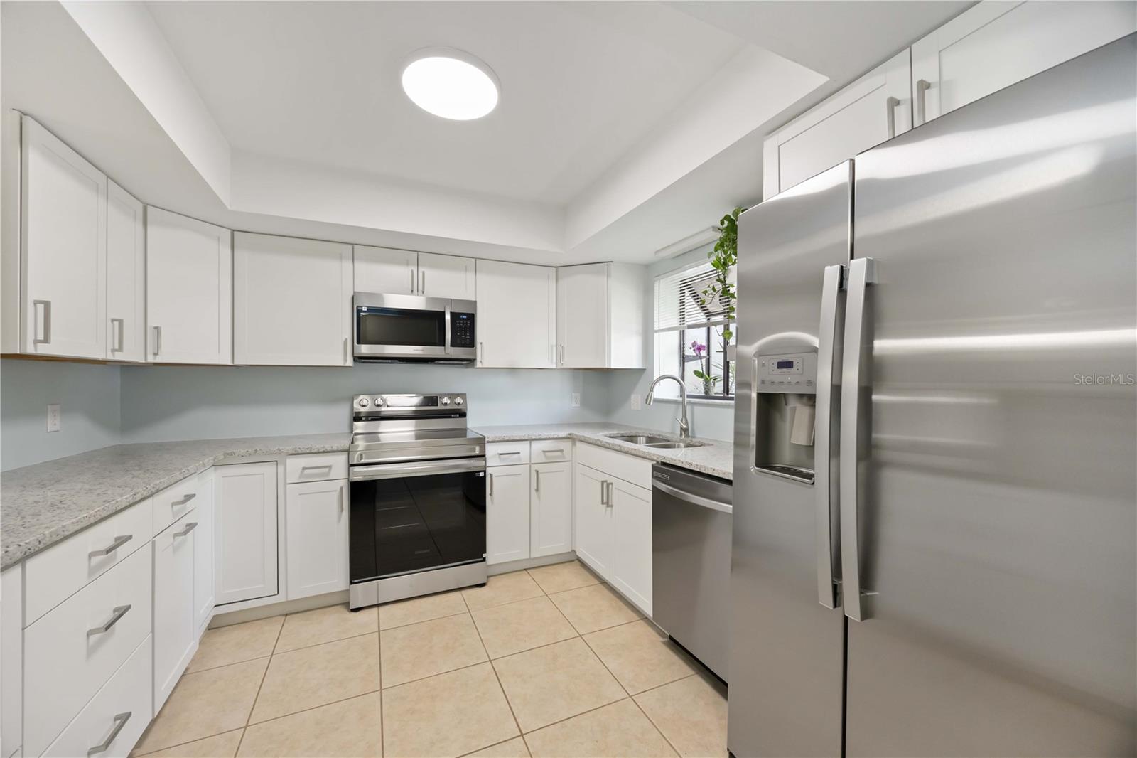 Image 8 of 53 For 6515 Heritage Lane 2615