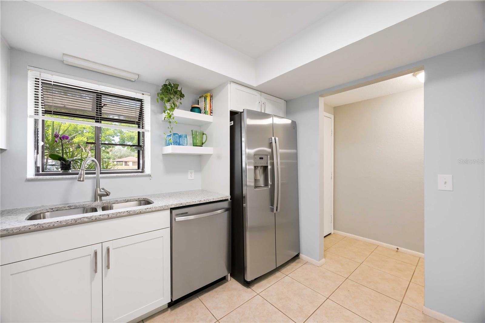 Image 9 of 53 For 6515 Heritage Lane 2615