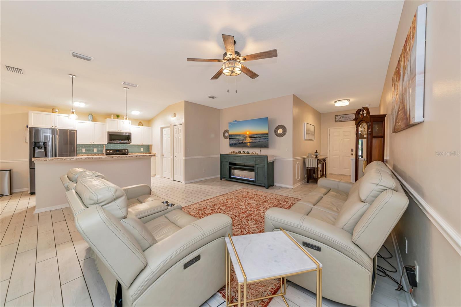 Image 12 of 49 For 8106 120th Avenue E