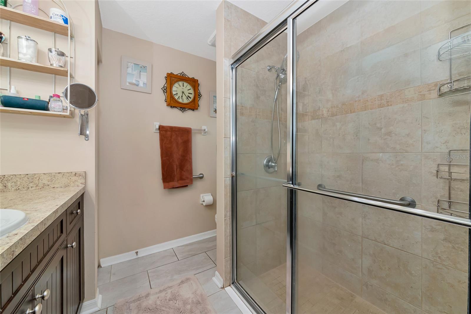 Image 19 of 49 For 8106 120th Avenue E