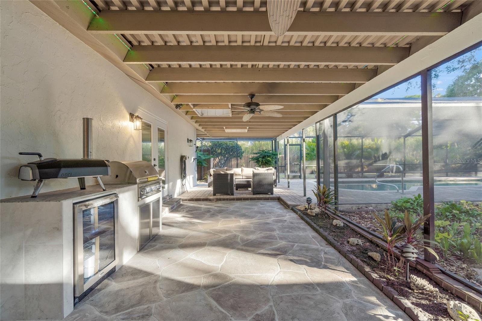 Image 17 of 35 For 4916 Hidden Oaks Trail