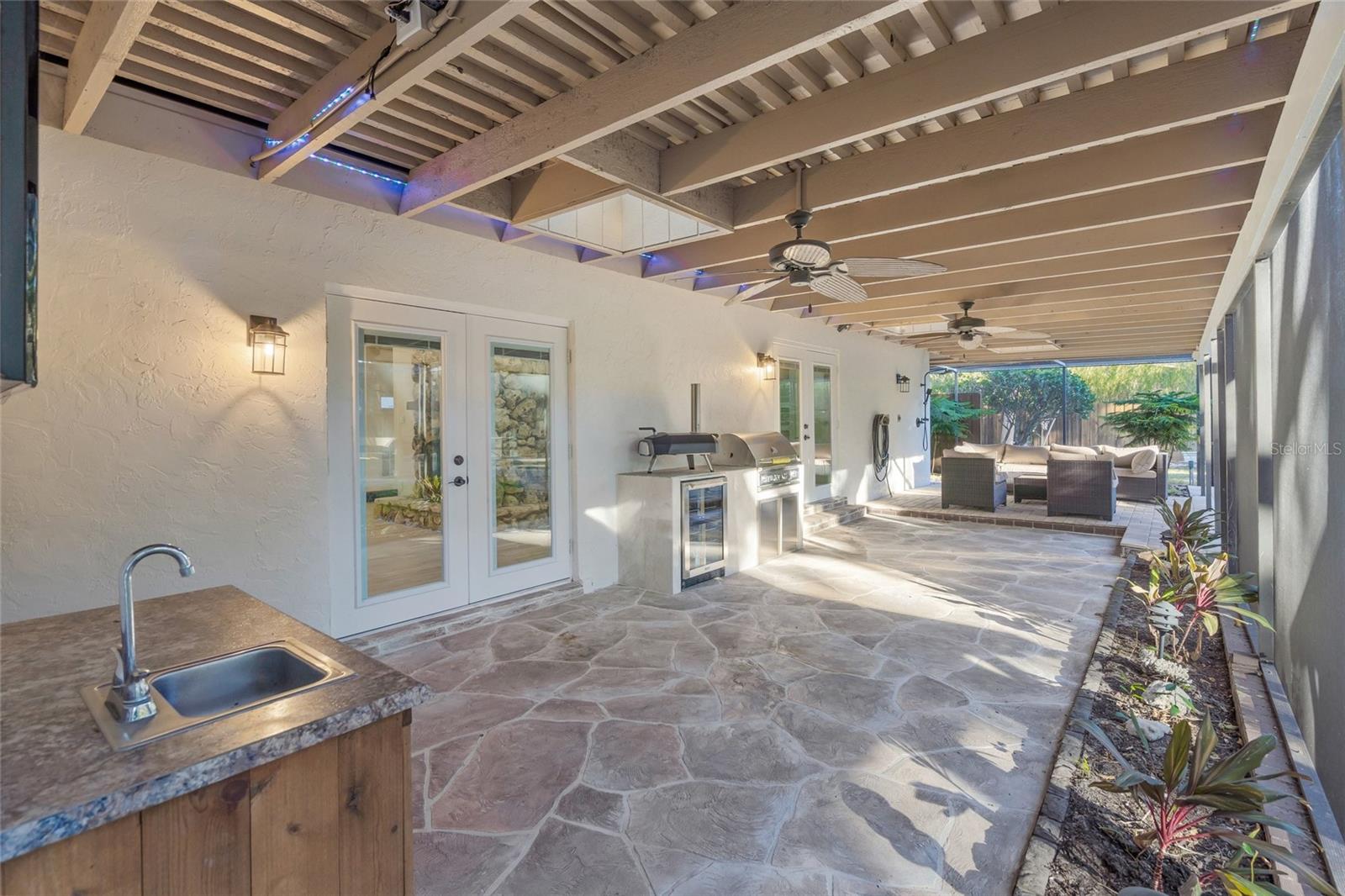 Image 21 of 35 For 4916 Hidden Oaks Trail