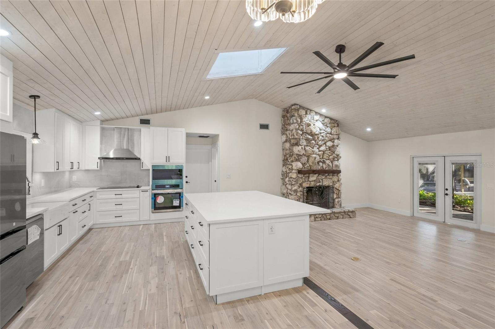 Image 3 of 35 For 4916 Hidden Oaks Trail