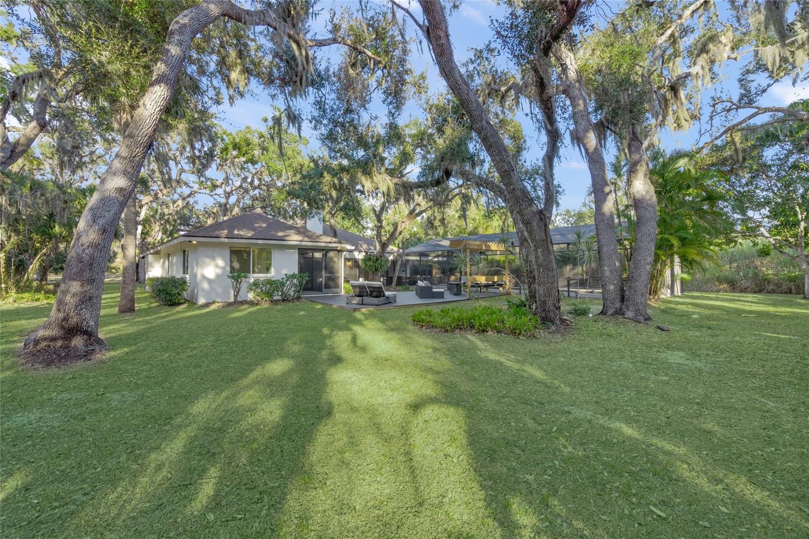 Image 32 of 35 For 4916 Hidden Oaks Trail