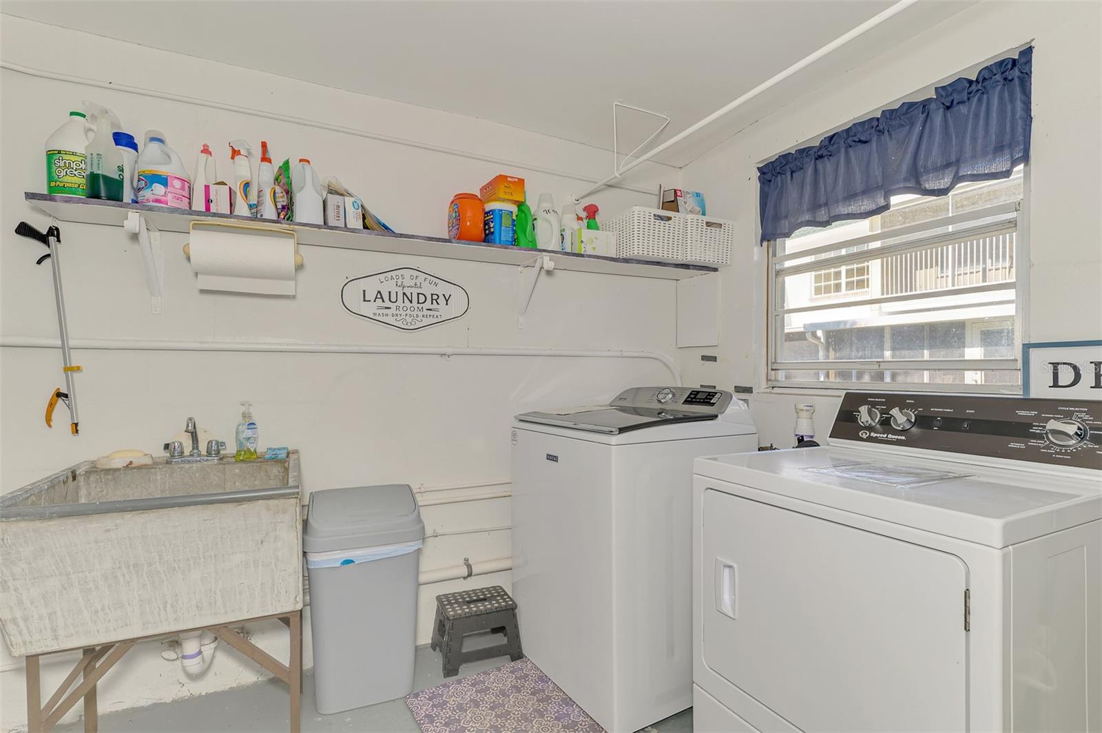 Image 44 of 60 For 707 Venice Avenue 707a