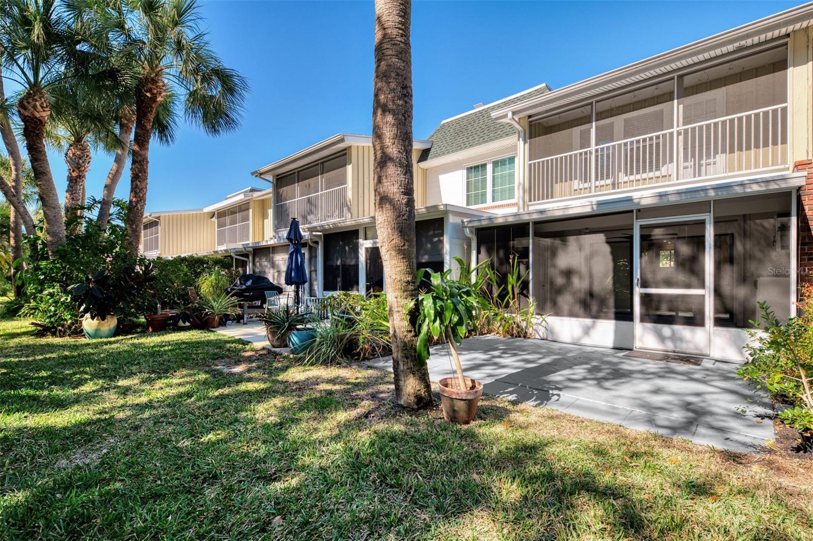 Image 48 of 60 For 707 Venice Avenue 707a