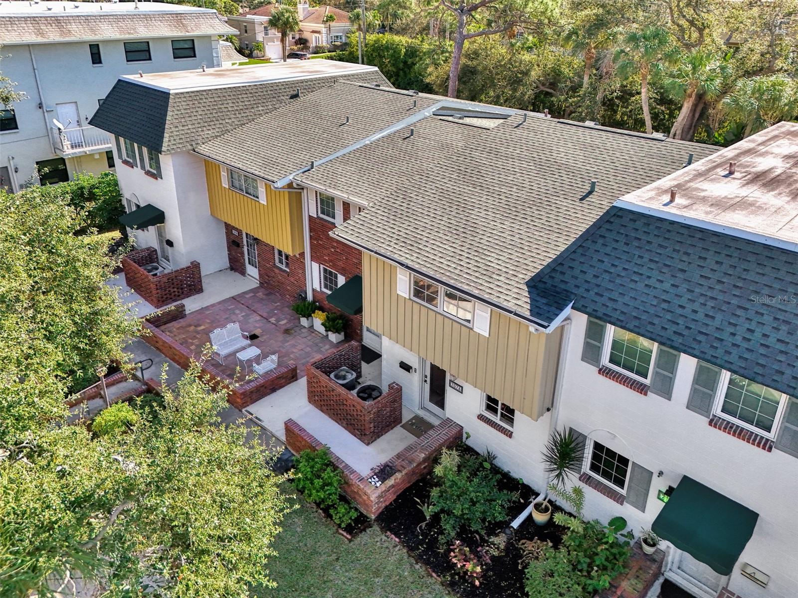 Image 5 of 60 For 707 Venice Avenue 707a