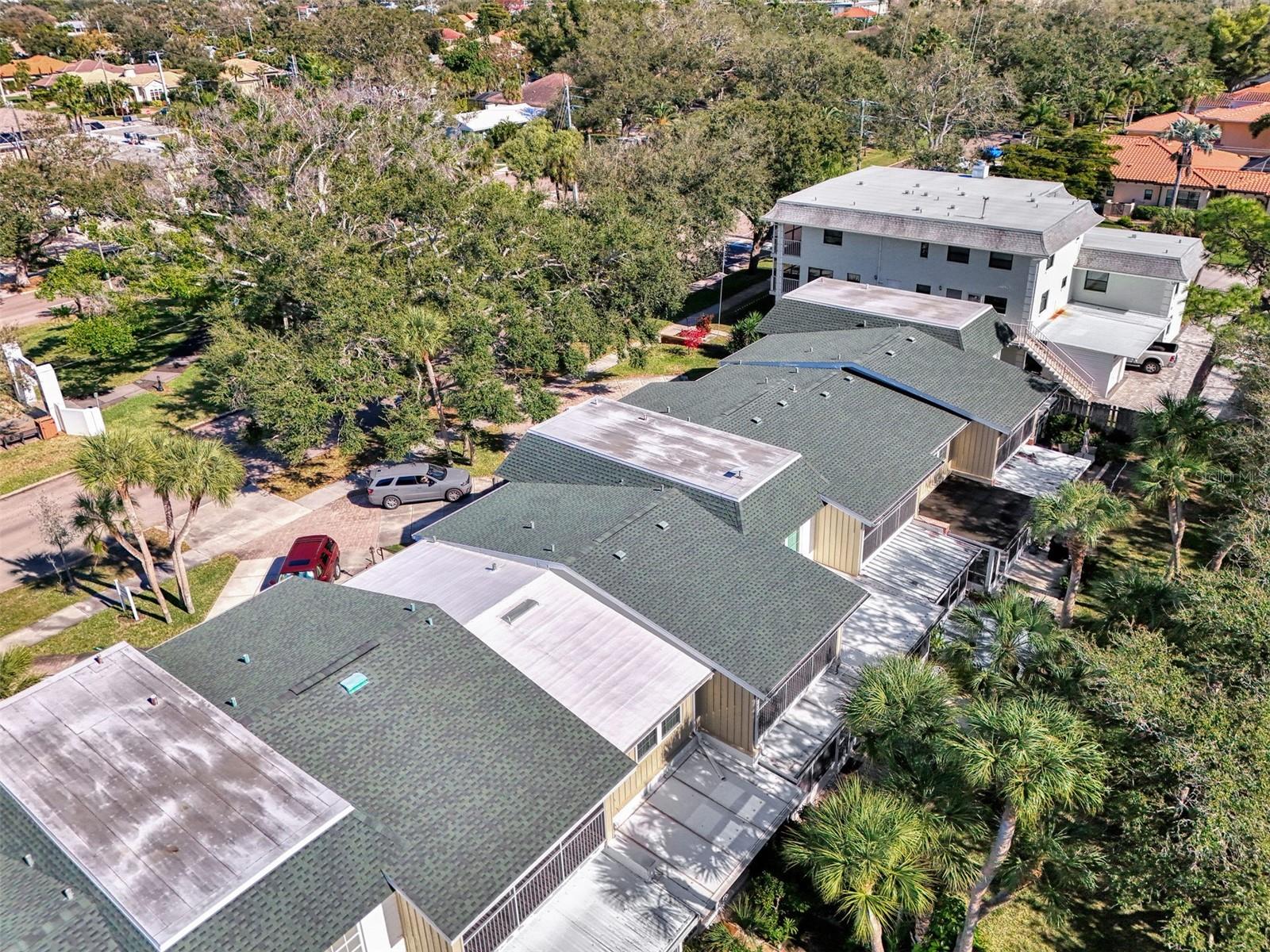 Image 53 of 60 For 707 Venice Avenue 707a