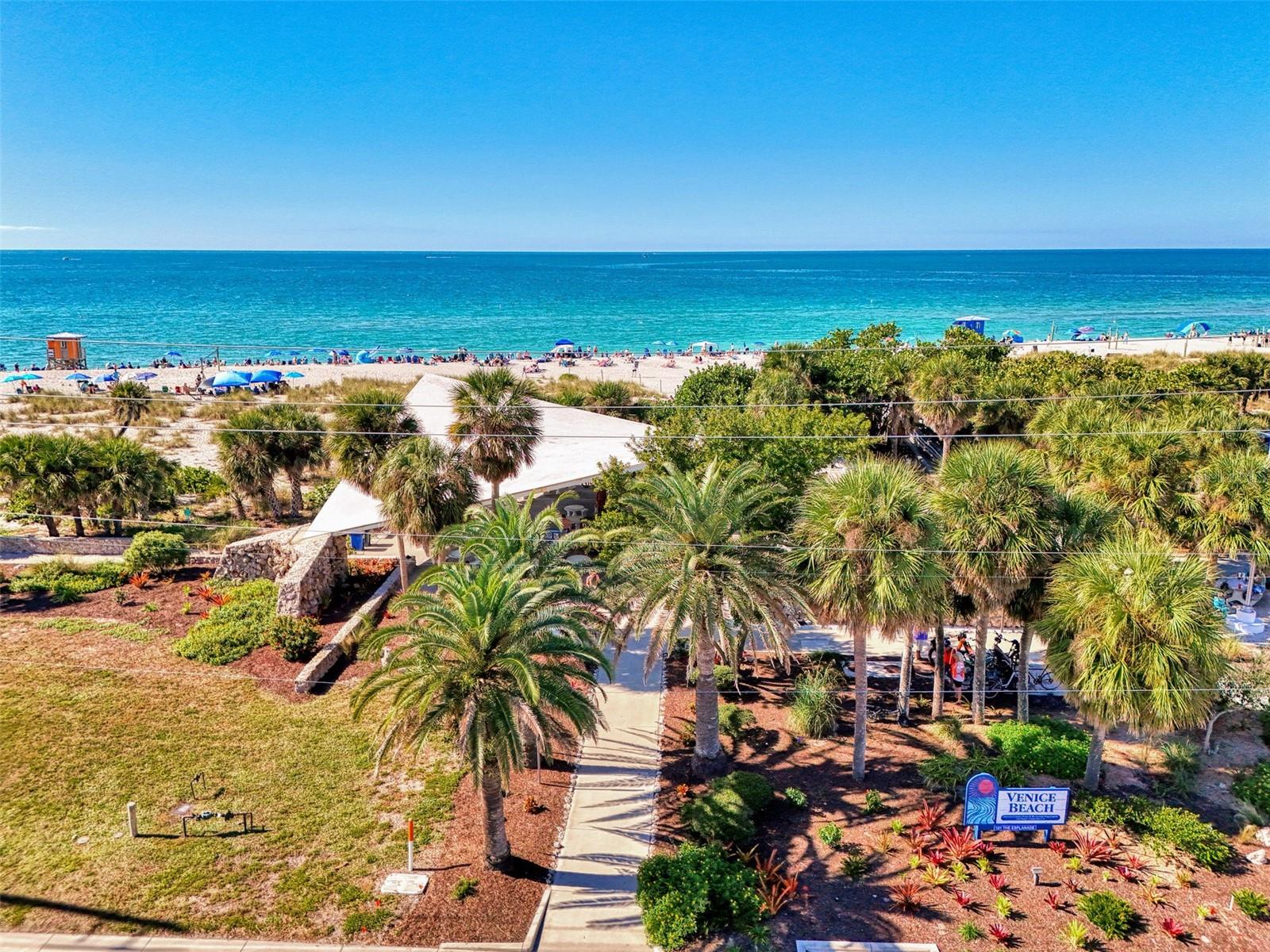 Image 56 of 60 For 707 Venice Avenue 707a