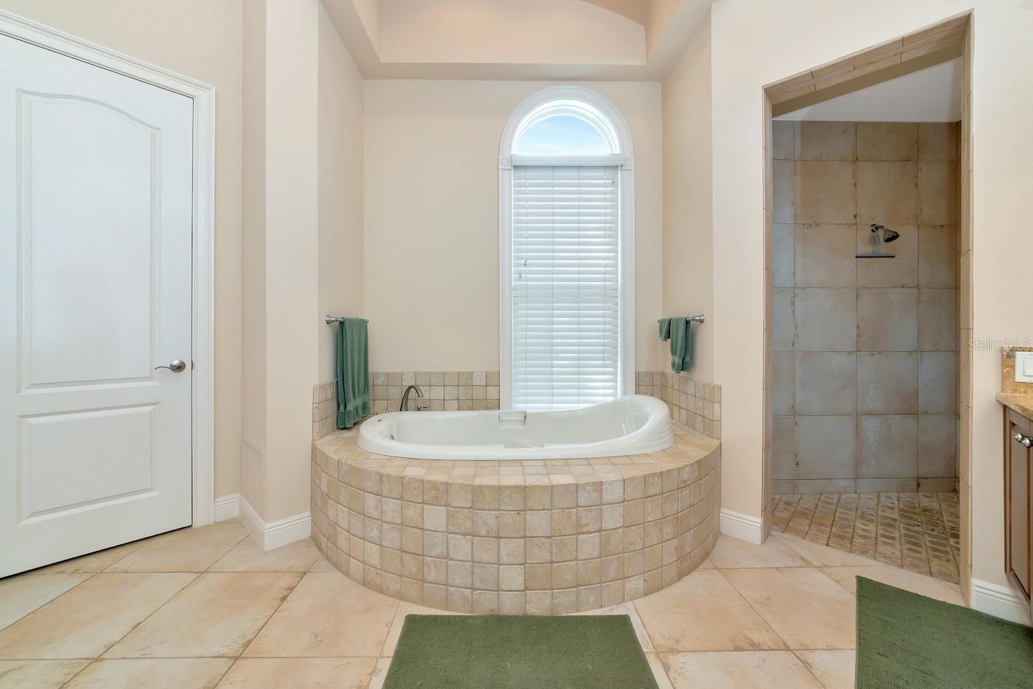 Image 19 of 74 For 11716 River Shores Trail