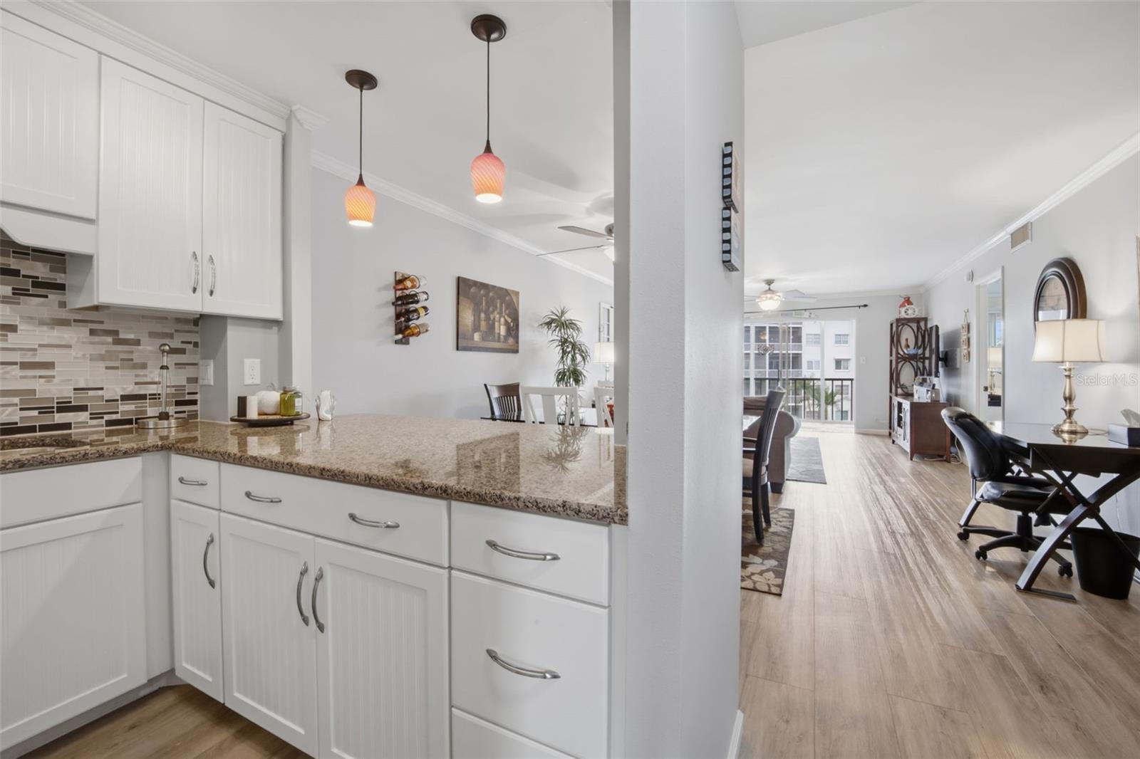 Image 4 of 26 For 1600 1st Avenue W 304a