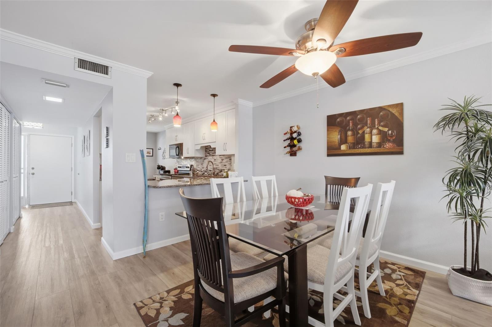 Image 9 of 26 For 1600 1st Avenue W 304a