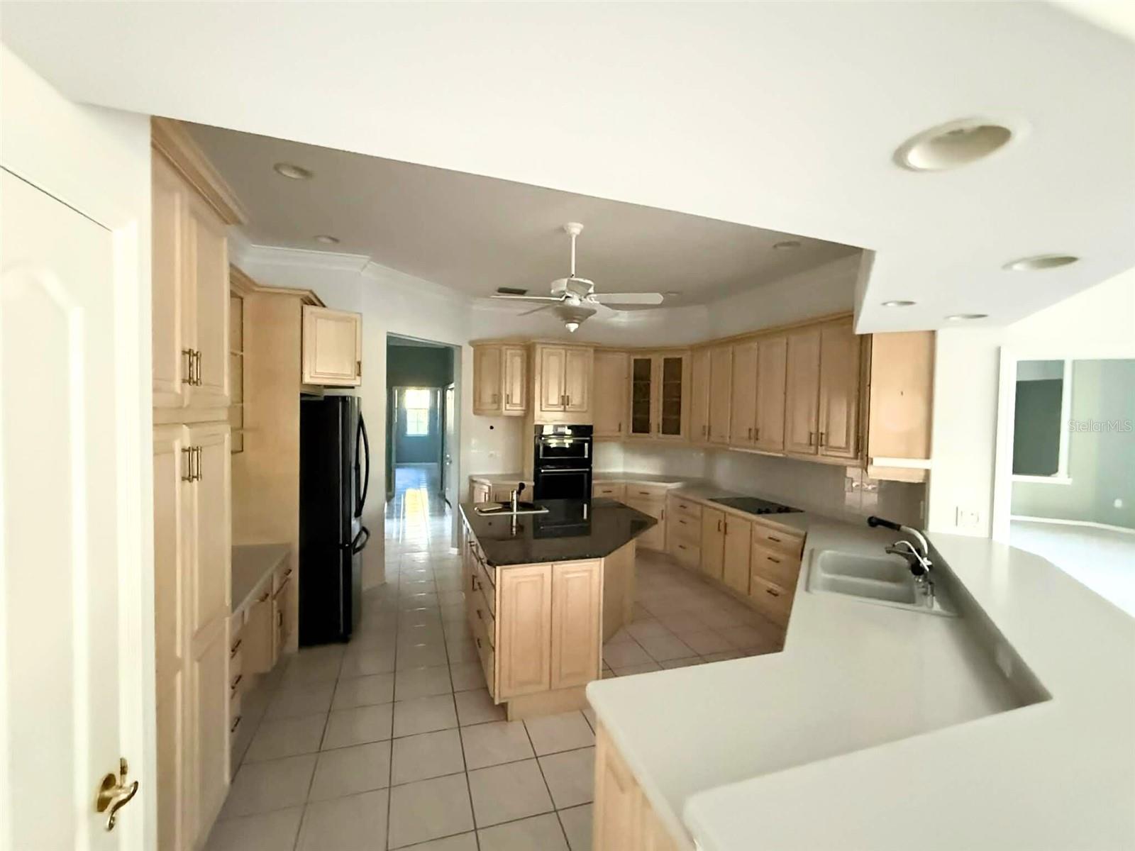 Image 11 of 38 For 7430 Weeping Willow Drive