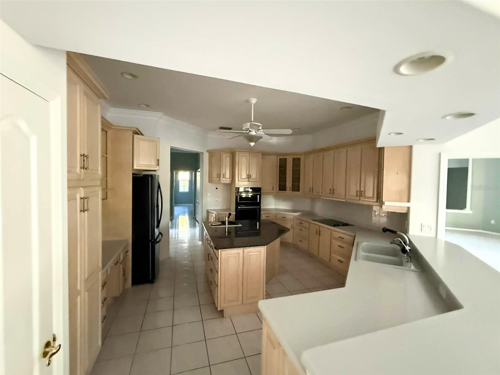 Image 15 of 38 For 7430 Weeping Willow Drive