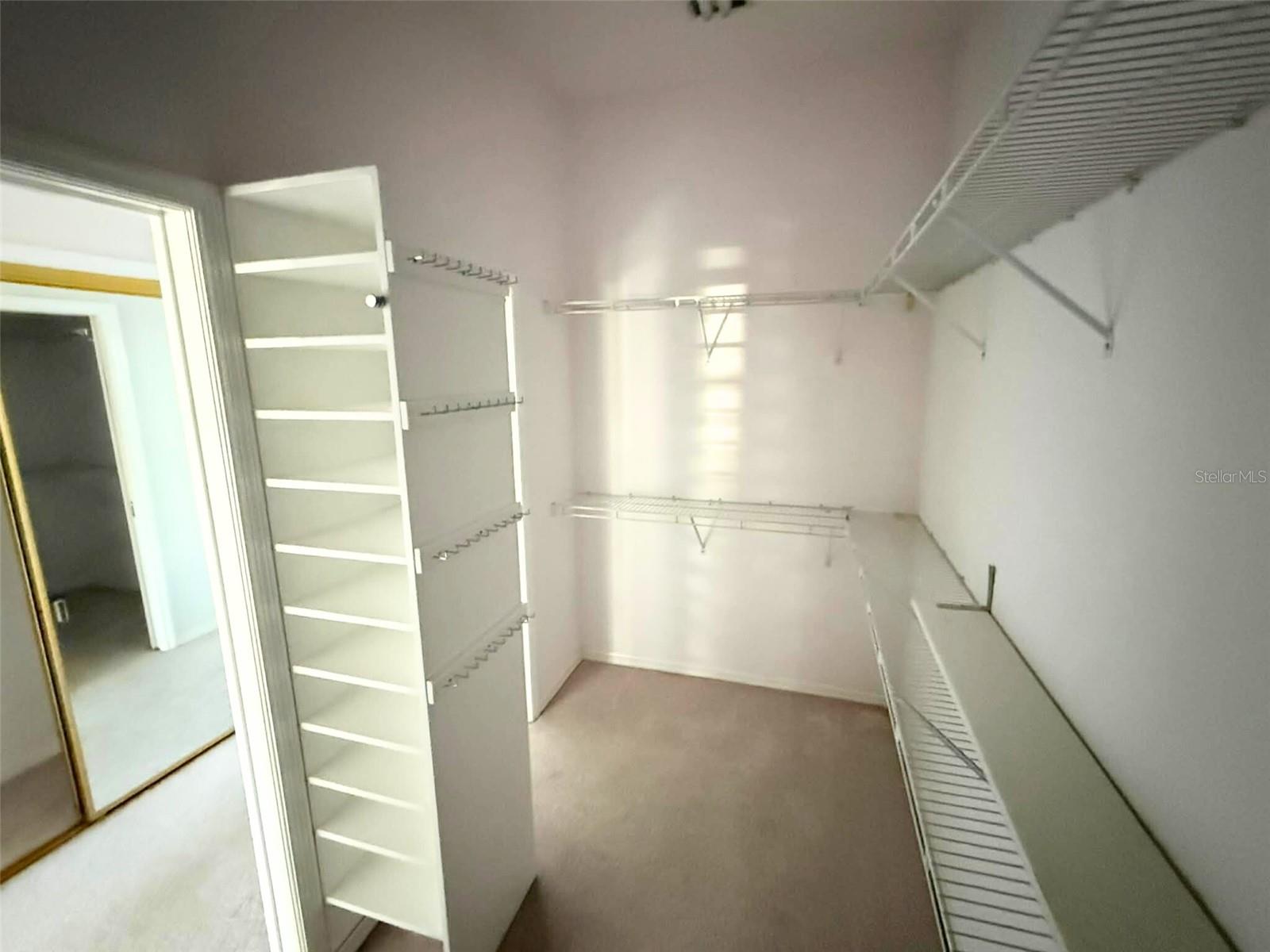 Image 18 of 38 For 7430 Weeping Willow Drive