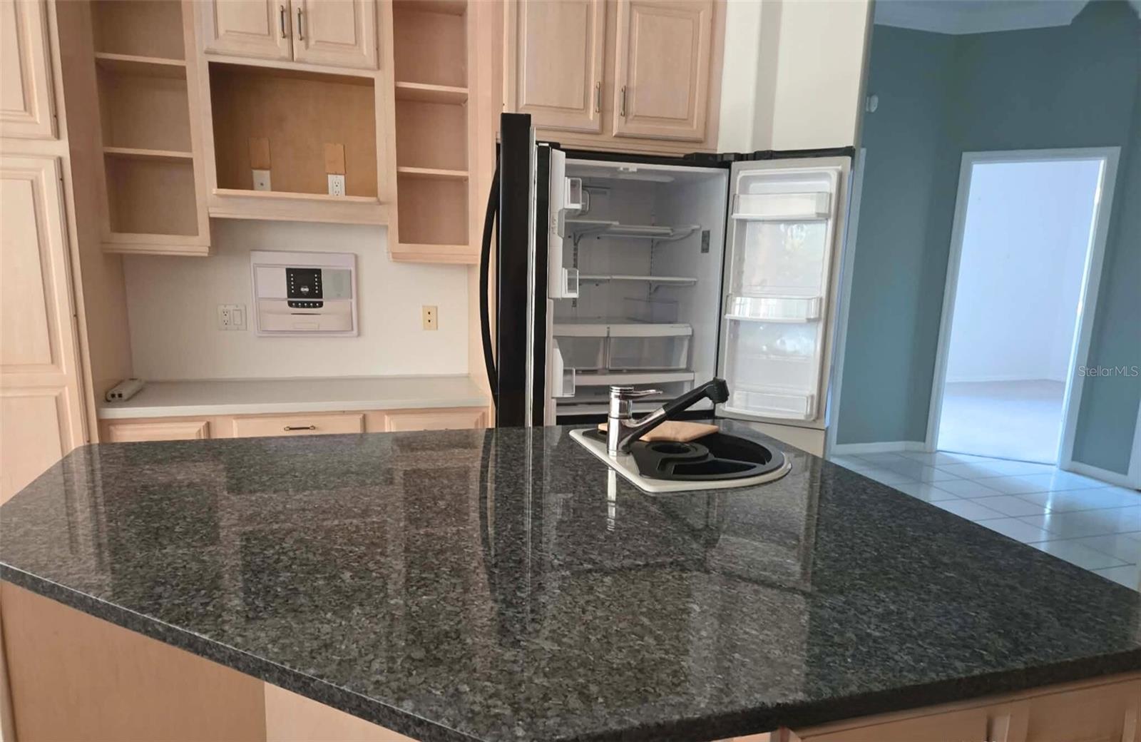 Image 6 of 38 For 7430 Weeping Willow Drive