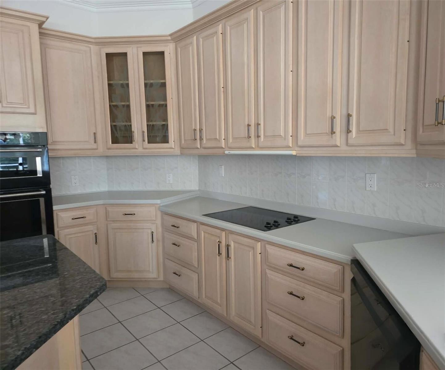 Image 7 of 38 For 7430 Weeping Willow Drive