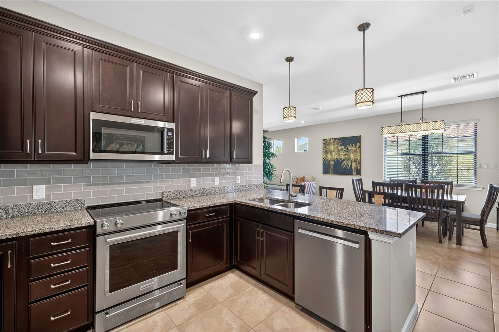 Image 12 of 36 For 5821 Mayflower Way